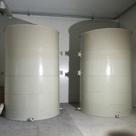 Пластиковые баки и бочки для воды